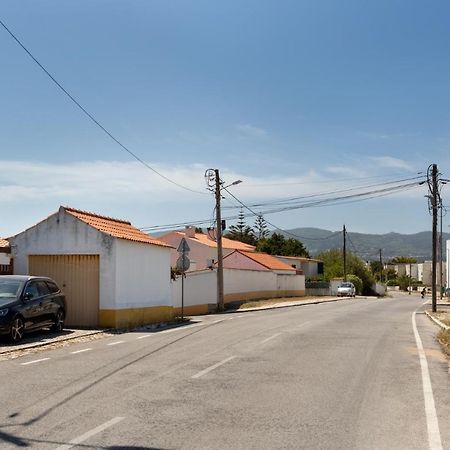 Joivy 3-Br Cottage With Terrace And Garden In Colares Sintra Exteriör bild