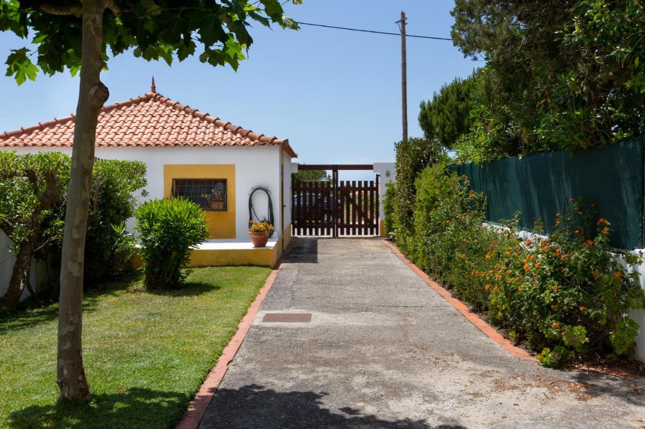 Joivy 3-Br Cottage With Terrace And Garden In Colares Sintra Exteriör bild