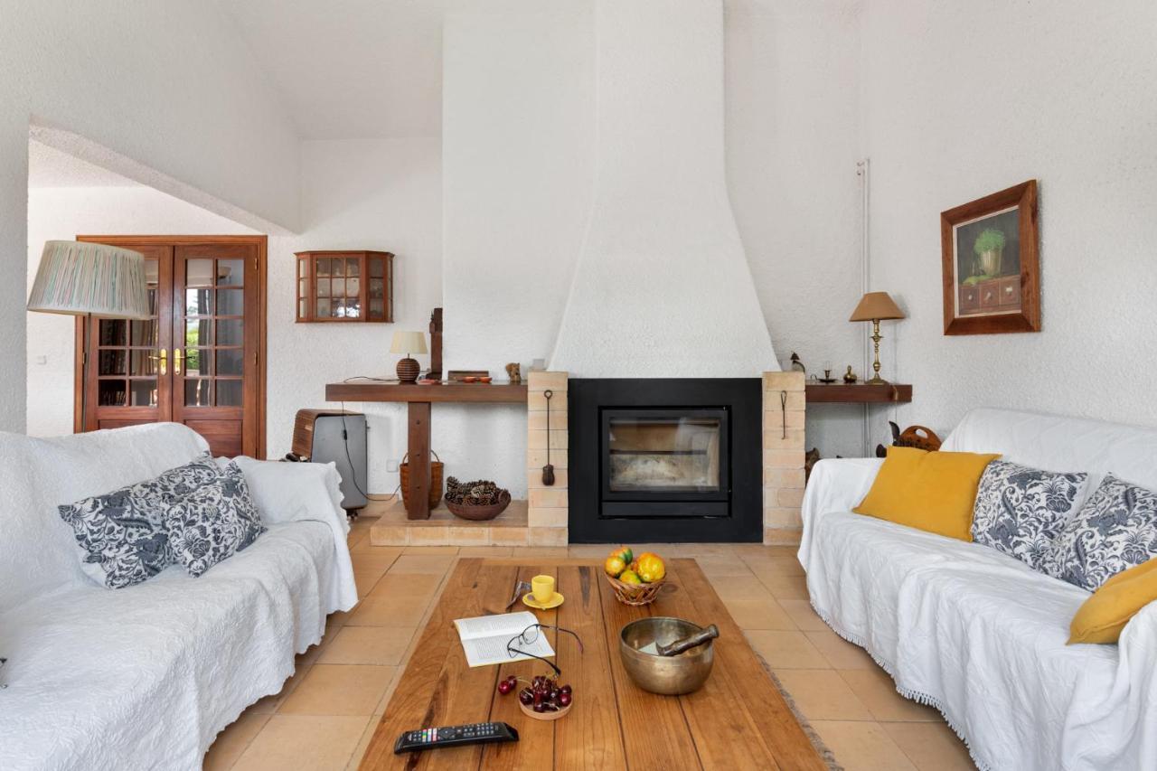 Joivy 3-Br Cottage With Terrace And Garden In Colares Sintra Exteriör bild